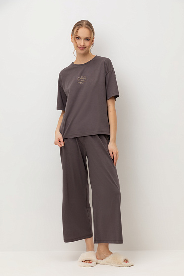 pizhama-korichnevyy-e-20183-korichnevyy