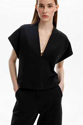 zhilet-temnyy-chernyy-evt-3295-chernyy3