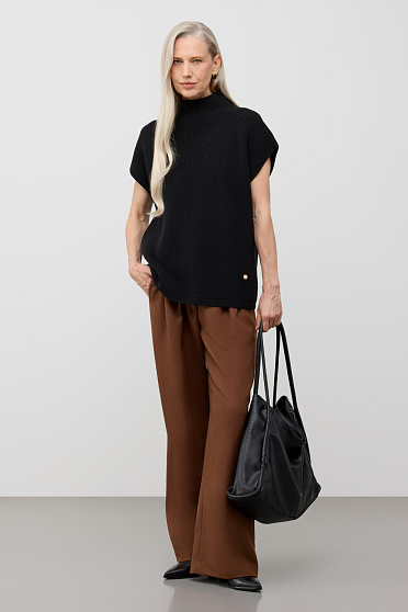 zhilet-chernyy-ev-30235-sh-chernyy3