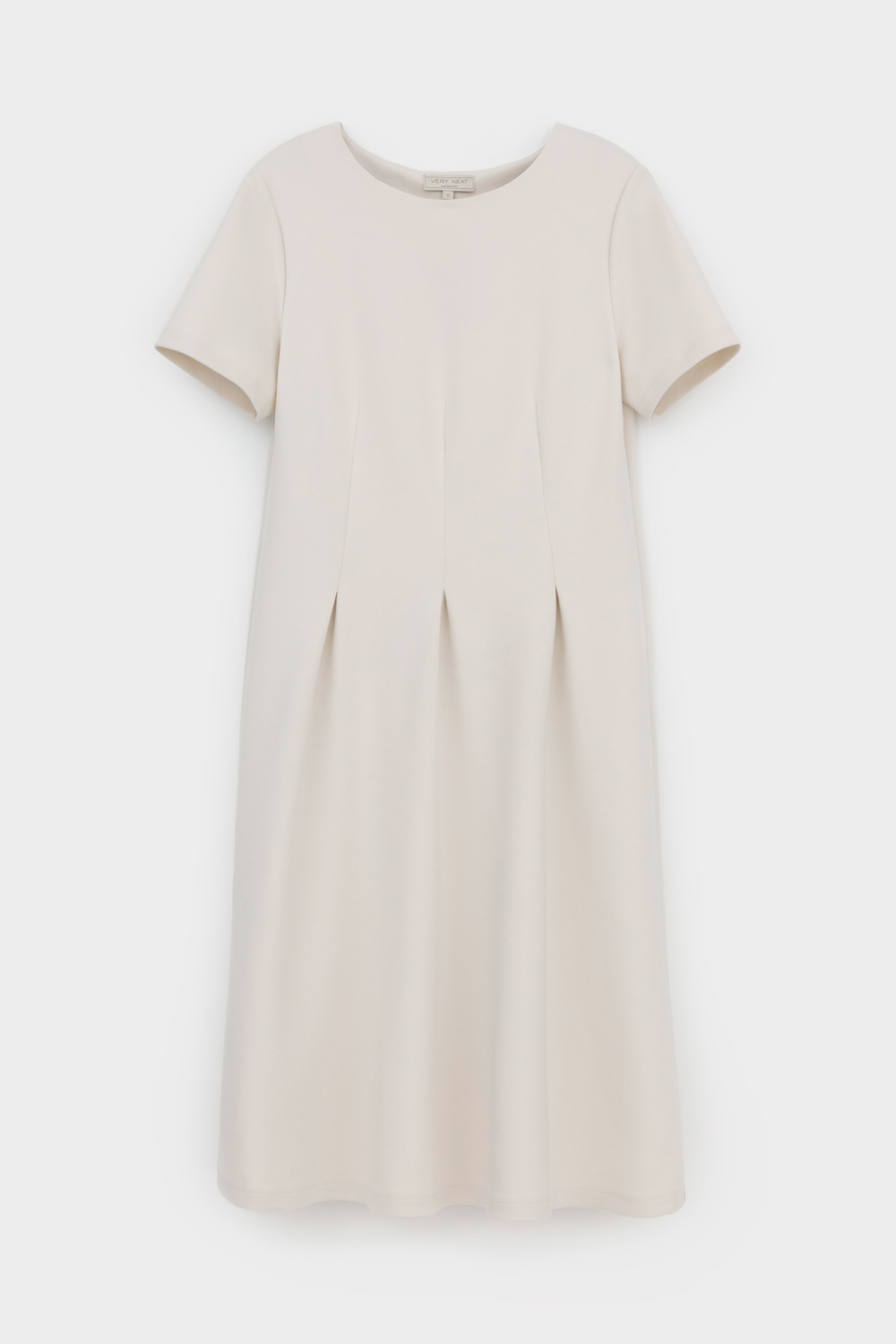 картинка Классическое платье-футляр приталенного силуэта от магазина Одежда+