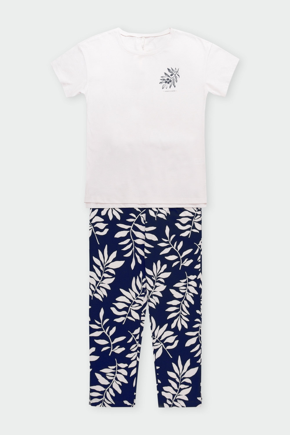 картинка Комплект футболка и брюки из гребенного хлопка от магазина Одежда+