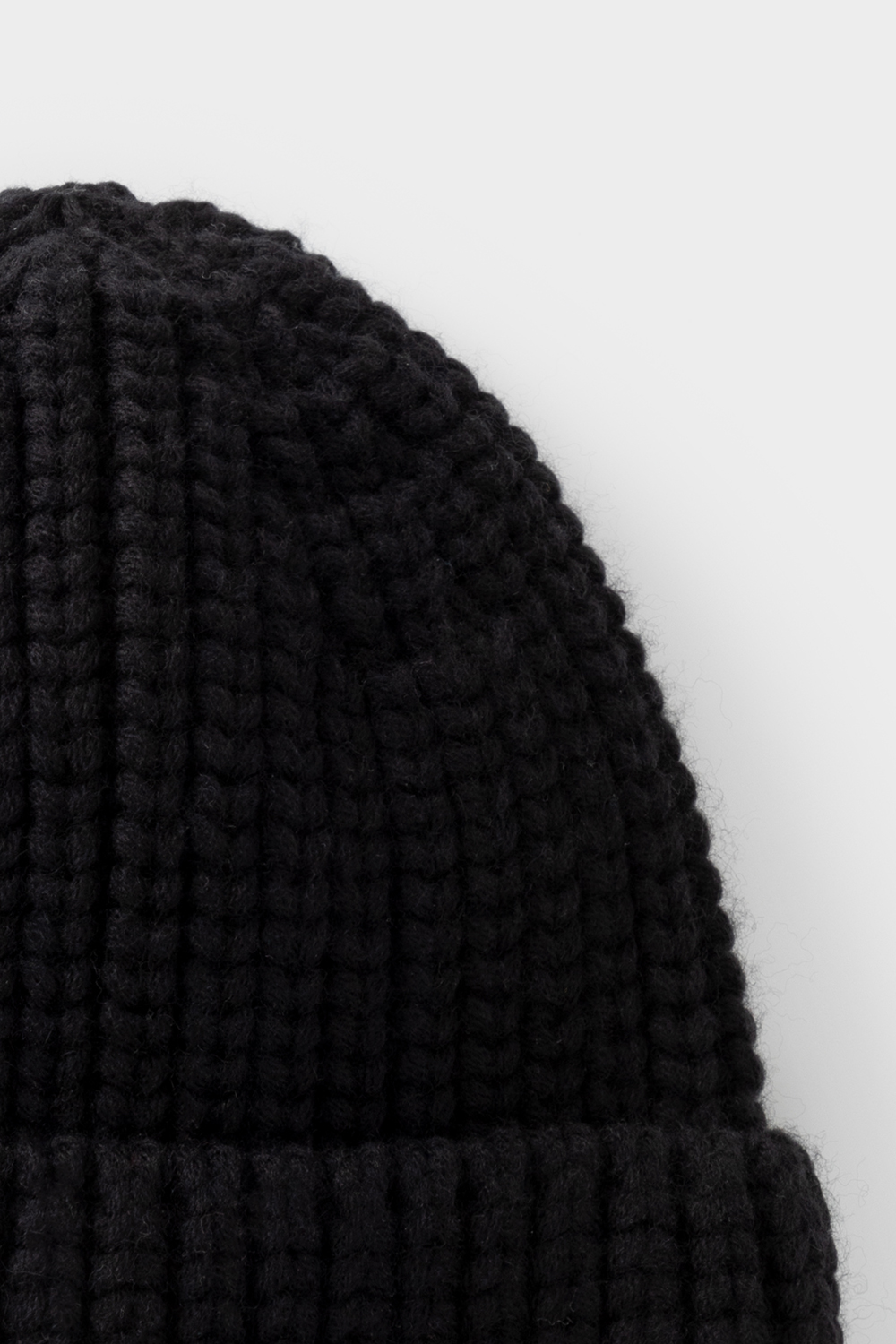 картинка Шапка вязаная с отворотом от магазина Одежда+