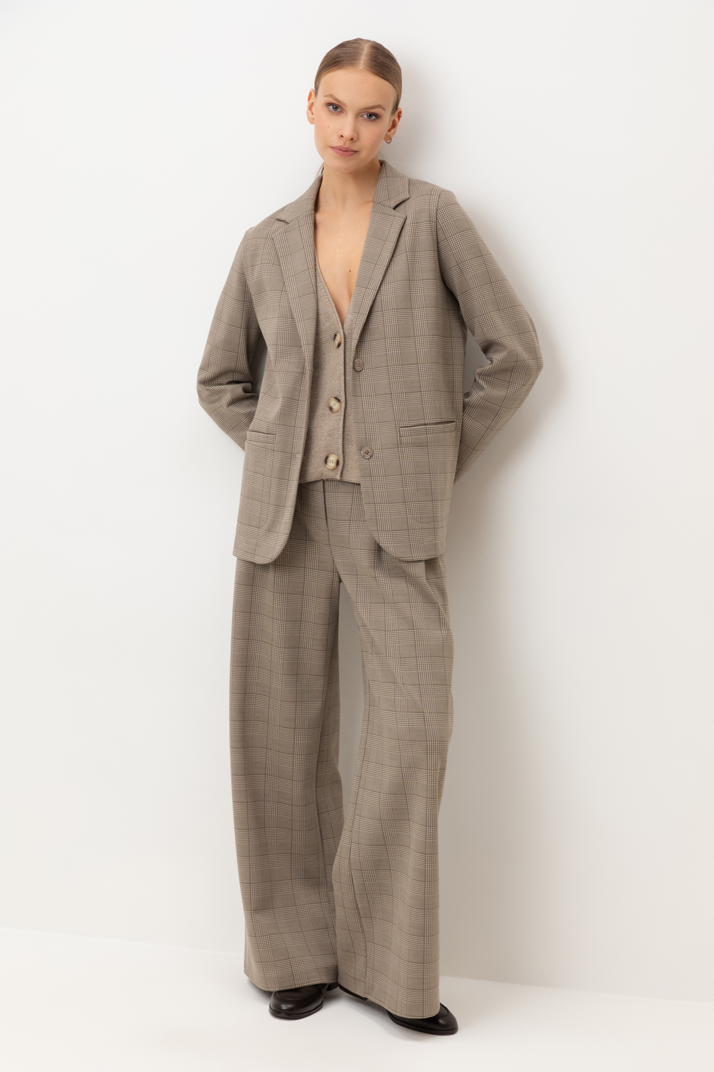 картинка жакет кремовый, клетка глен от магазина Одежда+