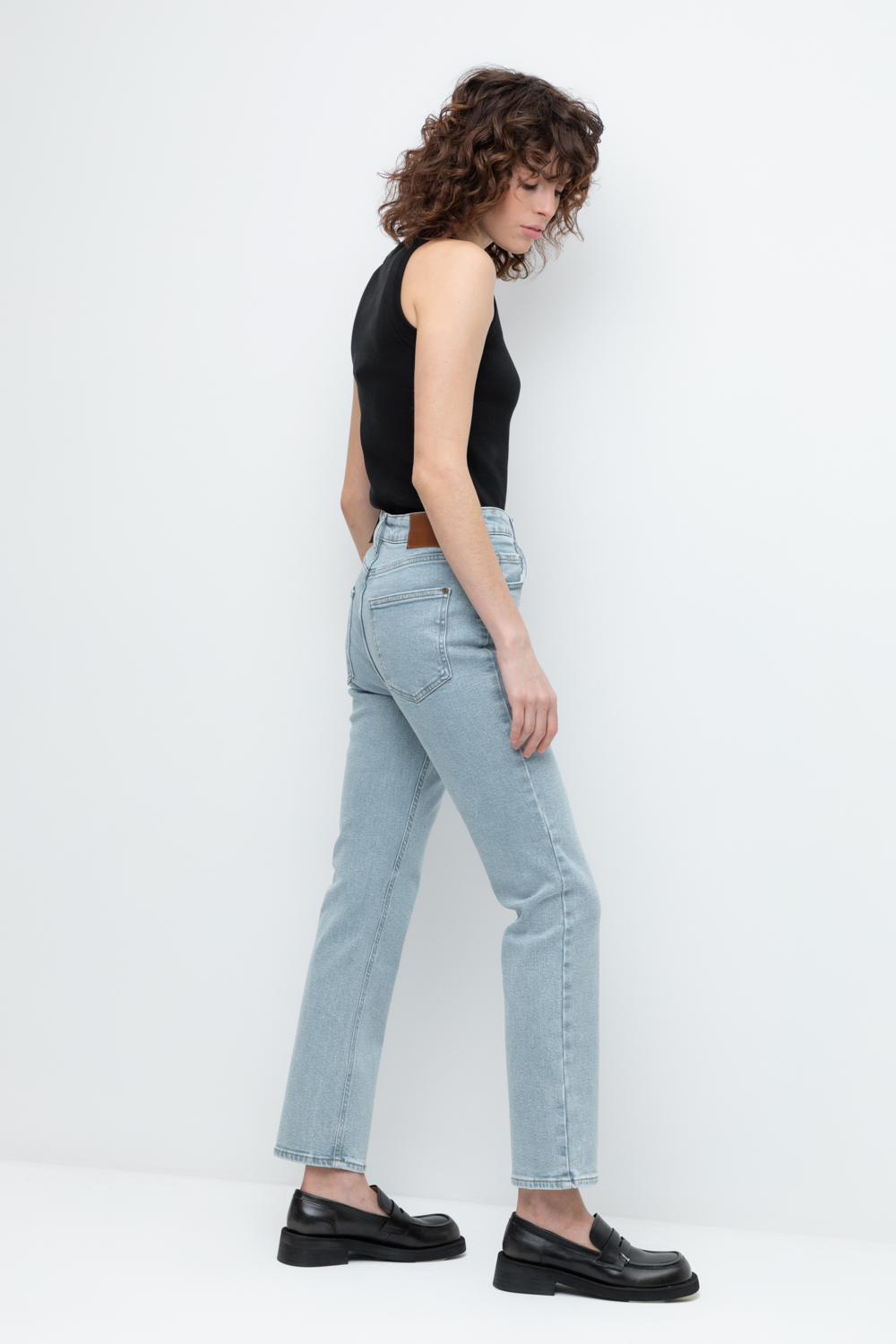 картинка брюки голубой от магазина Одежда+