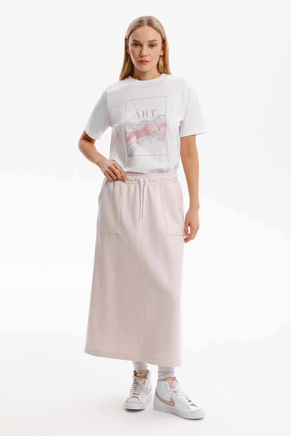 картинка Юбка спортивного силуэта из двухцветного футера от магазина Одежда+