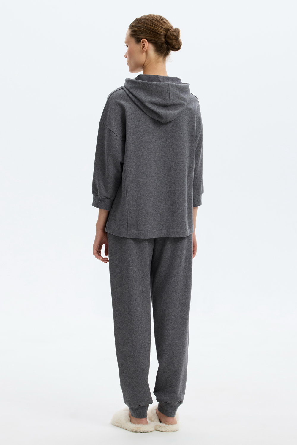 картинка Комплект джемпер и брюки из футера от магазина Одежда+