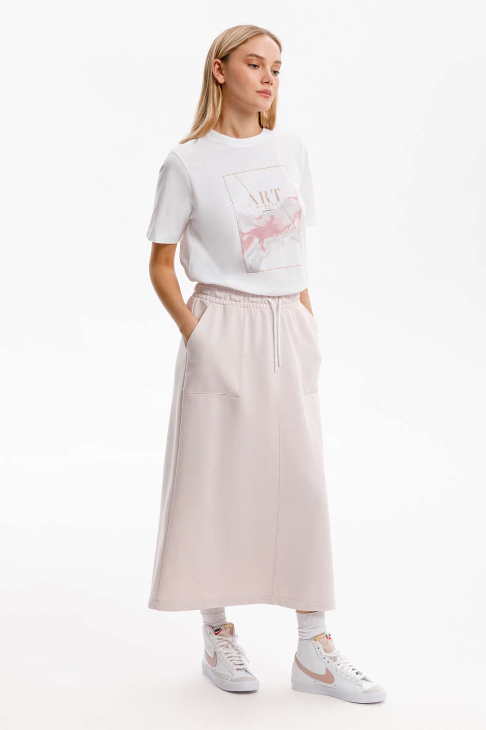 картинка Юбка спортивного силуэта из двухцветного футера от магазина Одежда+