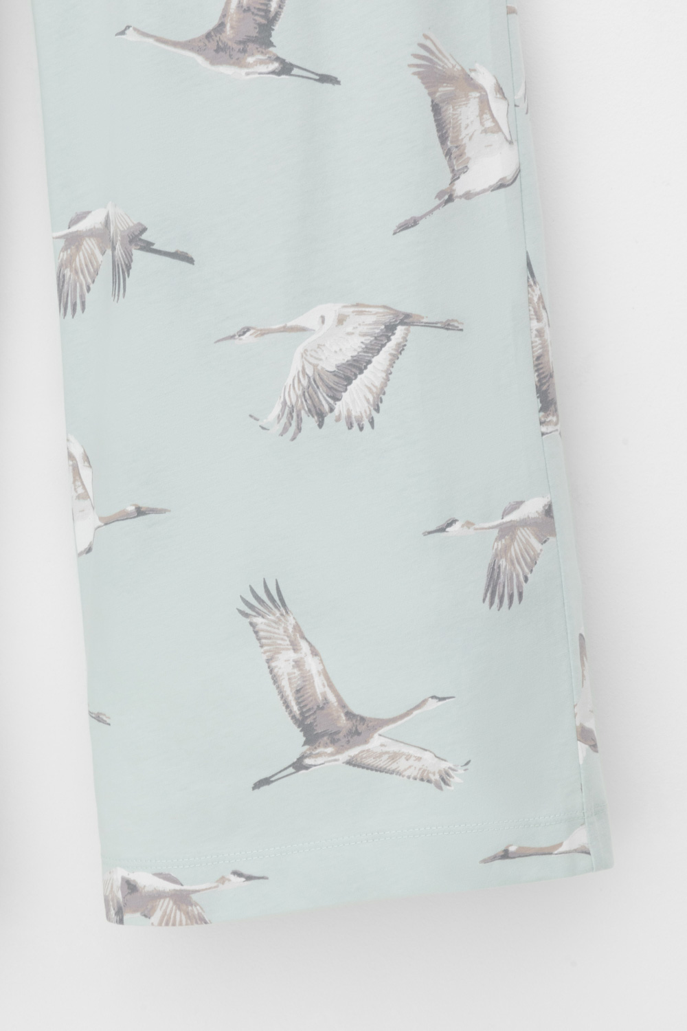 картинка Комплект с футболкой и брюками из 100% хлопка от магазина Одежда+