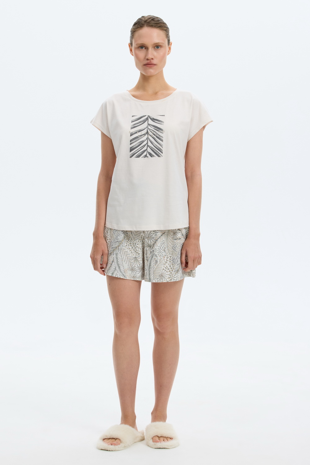 картинка Комплект футболка и шорты из 100% хлопка от магазина Одежда+