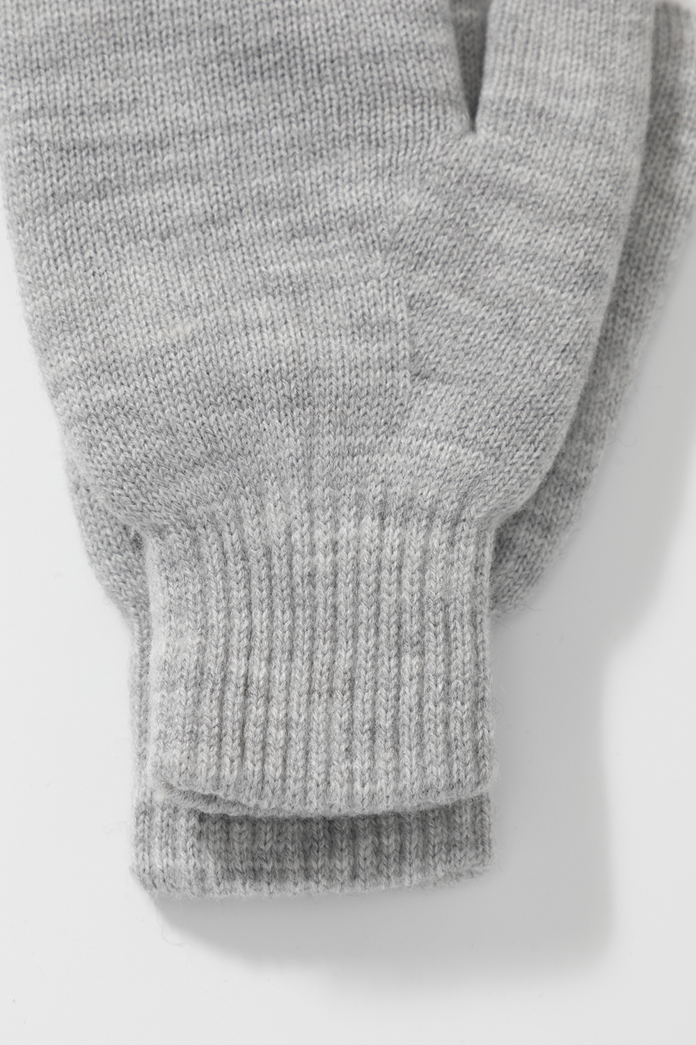 картинка Варежки вязаные от магазина Одежда+