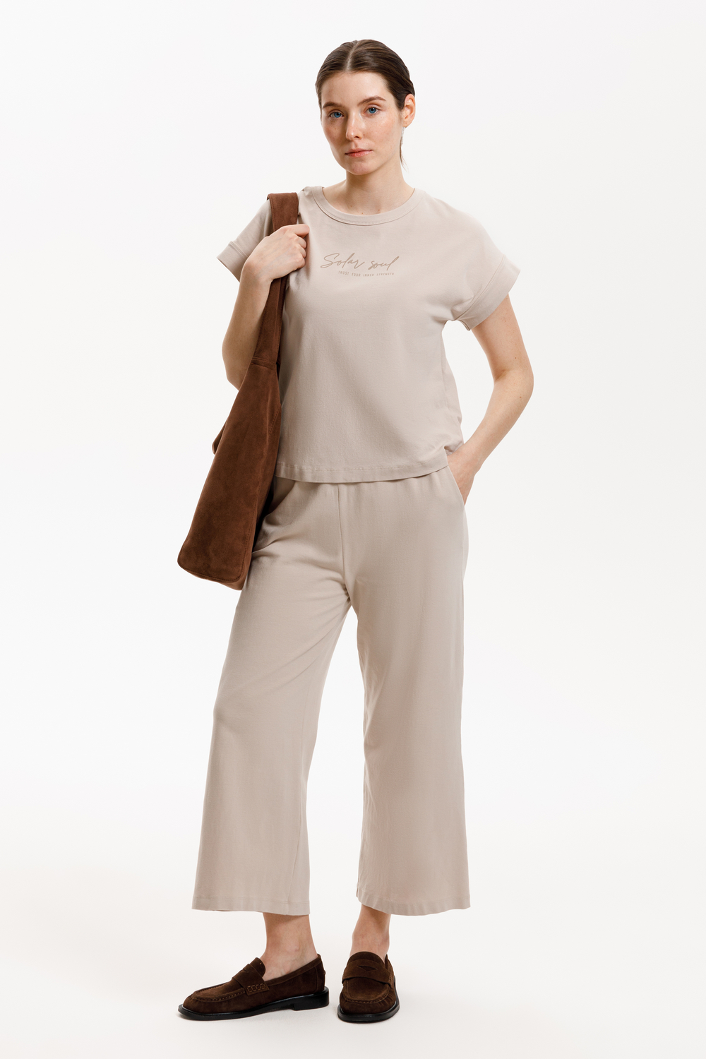 картинка Футболка прямого силуэта с эластаном от магазина Одежда+