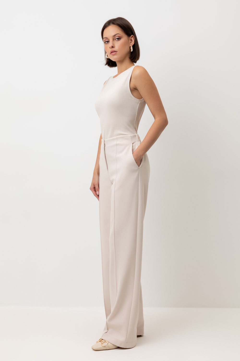 картинка Брюки со стрелками из премиального трикотажа от магазина Одежда+