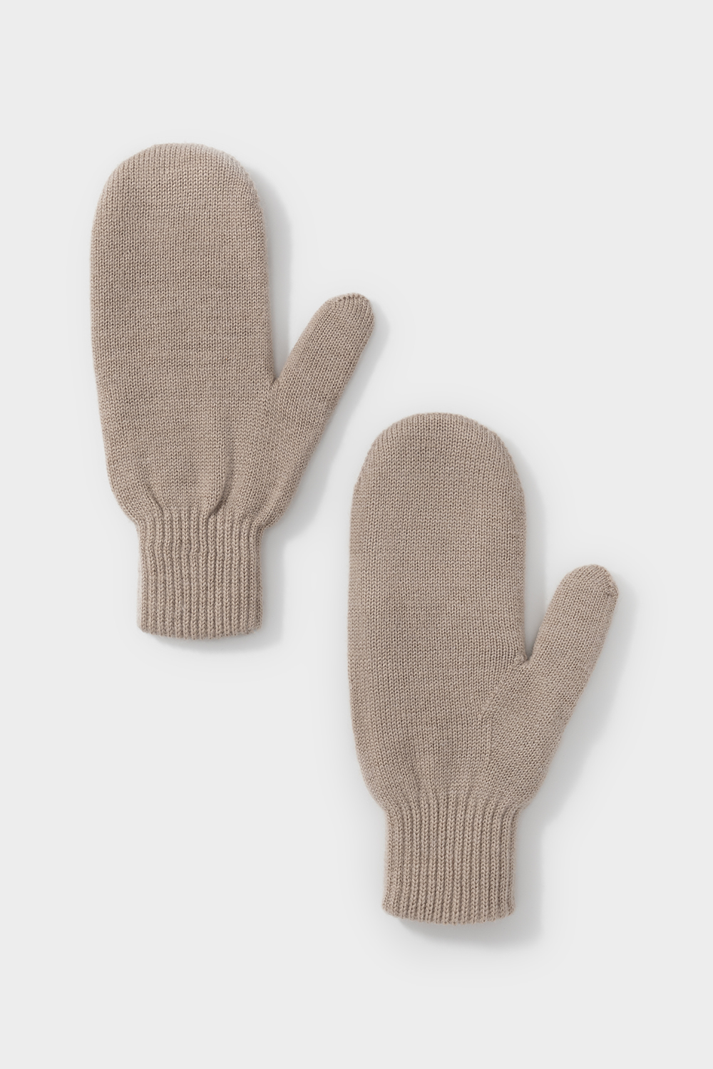 картинка Варежки вязаные от магазина Одежда+