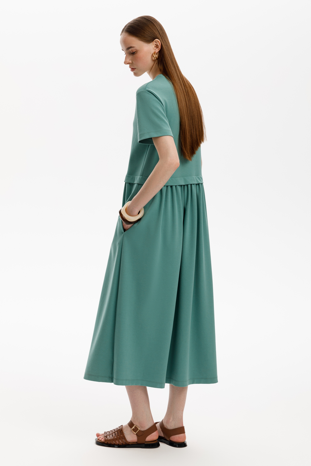 картинка Платье со сборкой на талии от магазина Одежда+