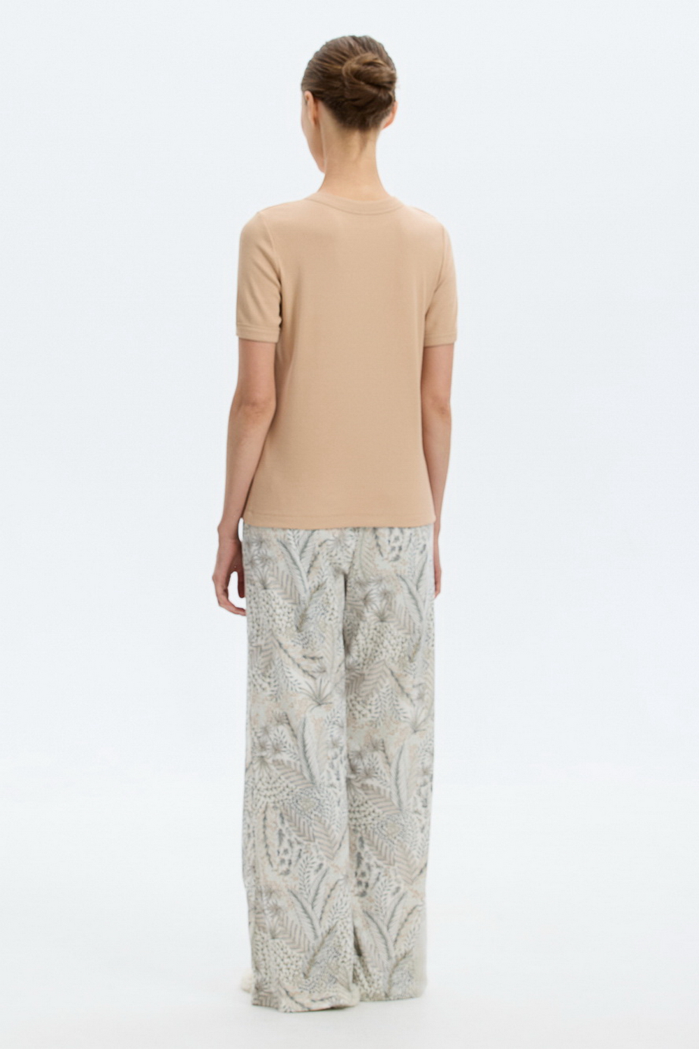 картинка Комплект футболка и брюки из хлопка от магазина Одежда+