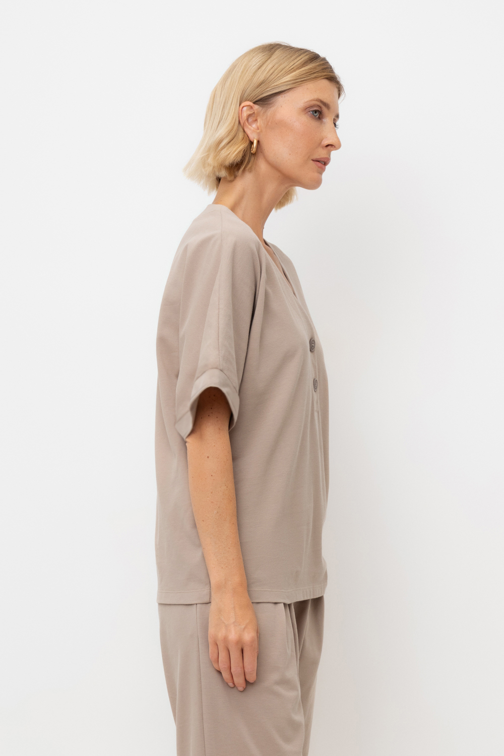 картинка Блуза с коротким рукавом от магазина Одежда+