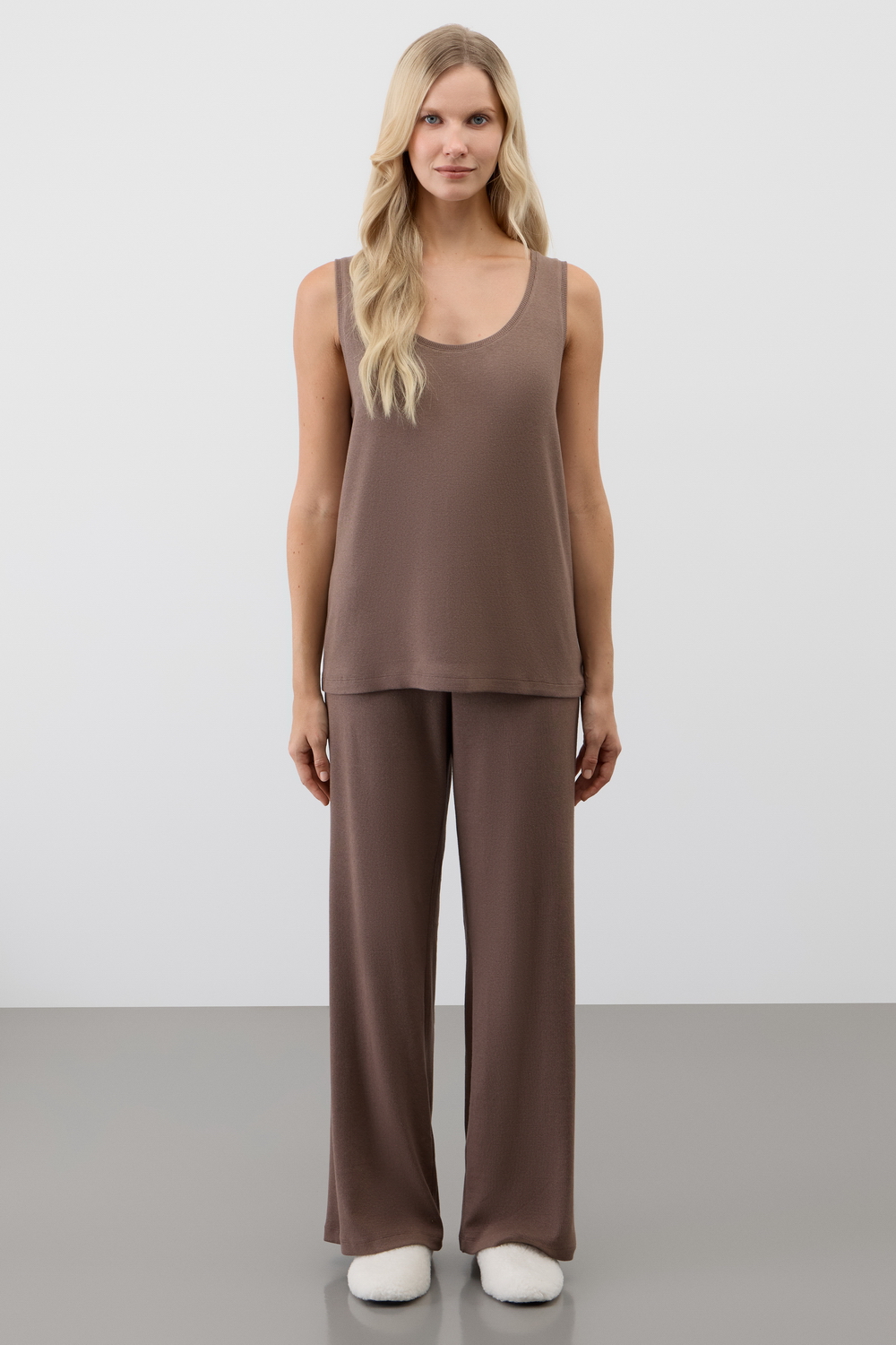 картинка Комплект топ и брюки в рубчик от магазина Одежда+