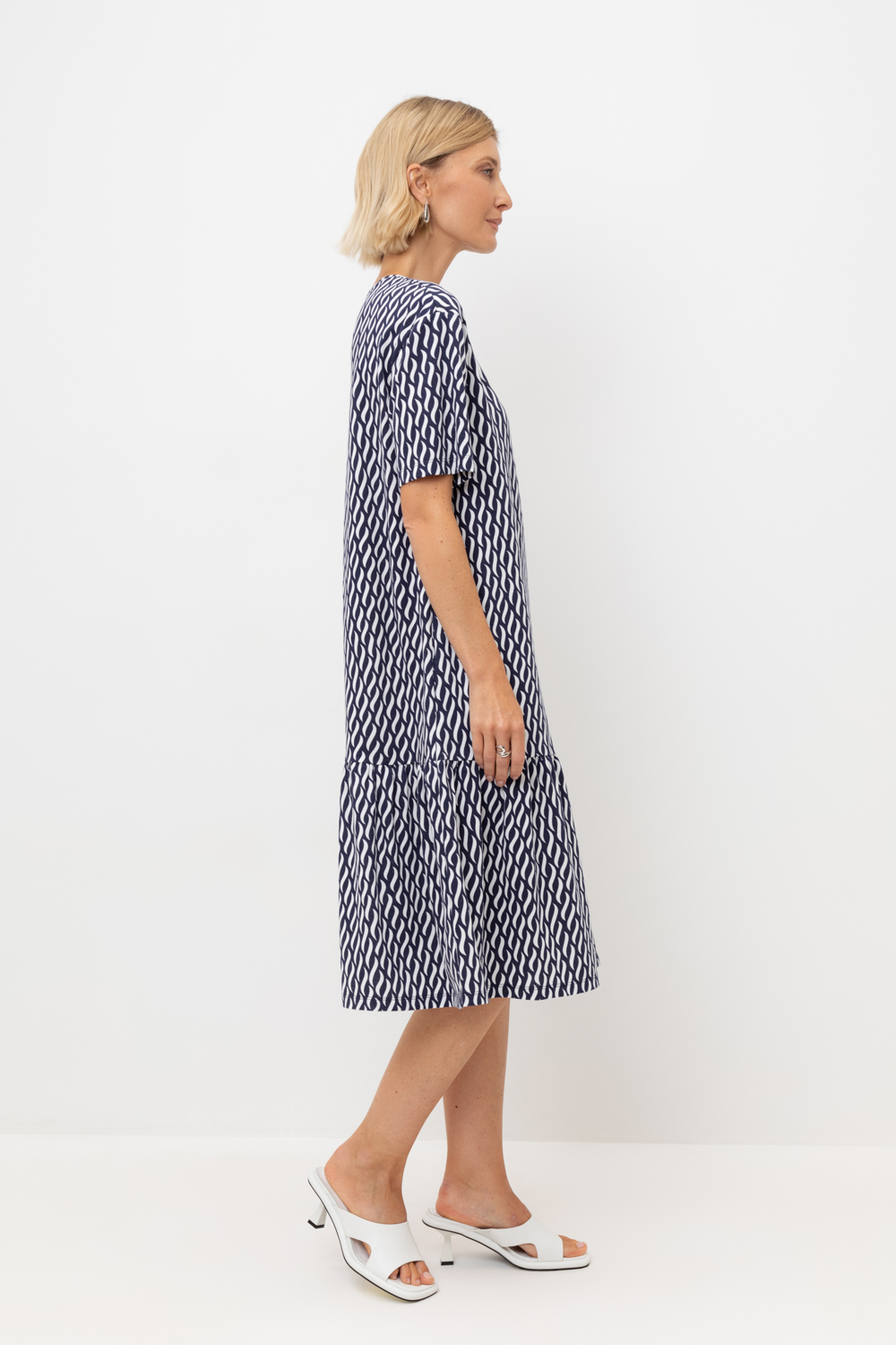 картинка Текстурное платье из пике от магазина Одежда+