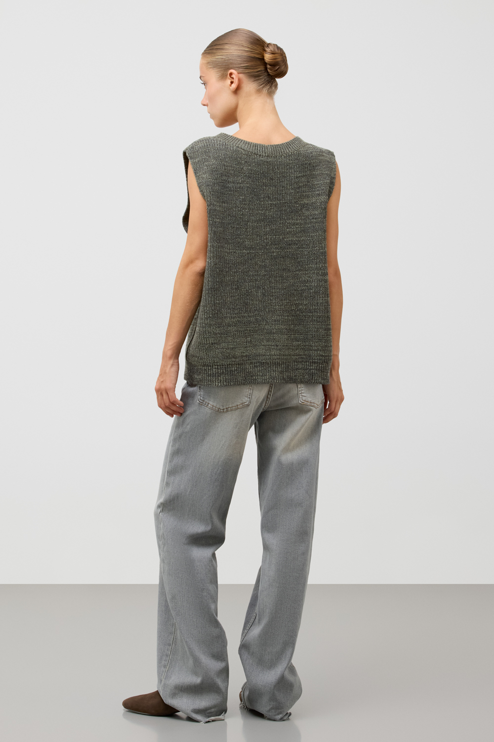 картинка Жилет от магазина Одежда+