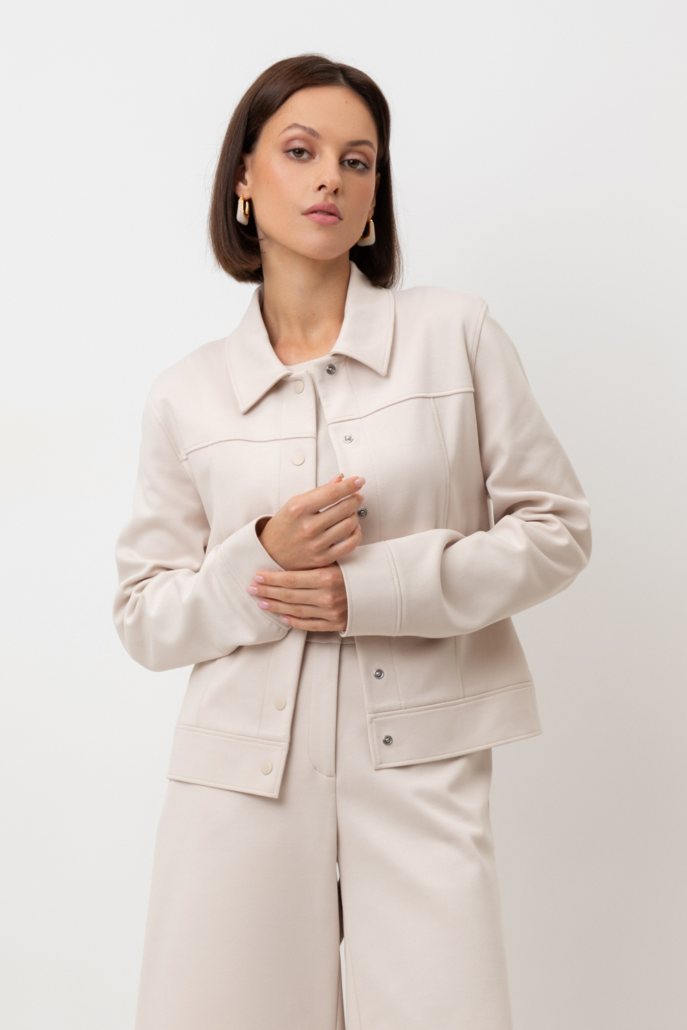 картинка Укороченный жакет из премиального трикотажа от магазина Одежда+