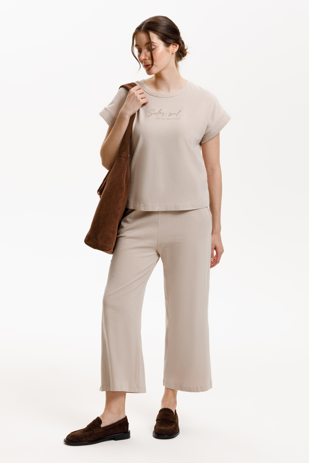 картинка Футболка прямого силуэта с эластаном от магазина Одежда+