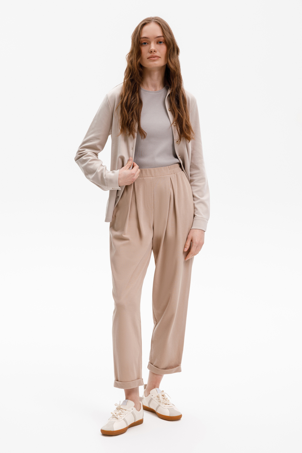 картинка Брюки со складками из пике от магазина Одежда+