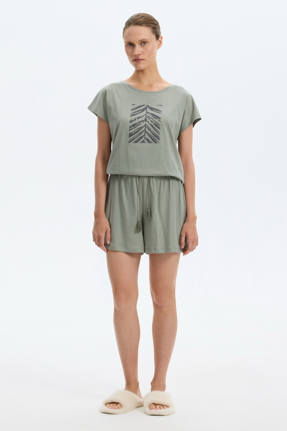 картинка Комплект футболка и шорты из 100% хлопка от магазина Одежда+