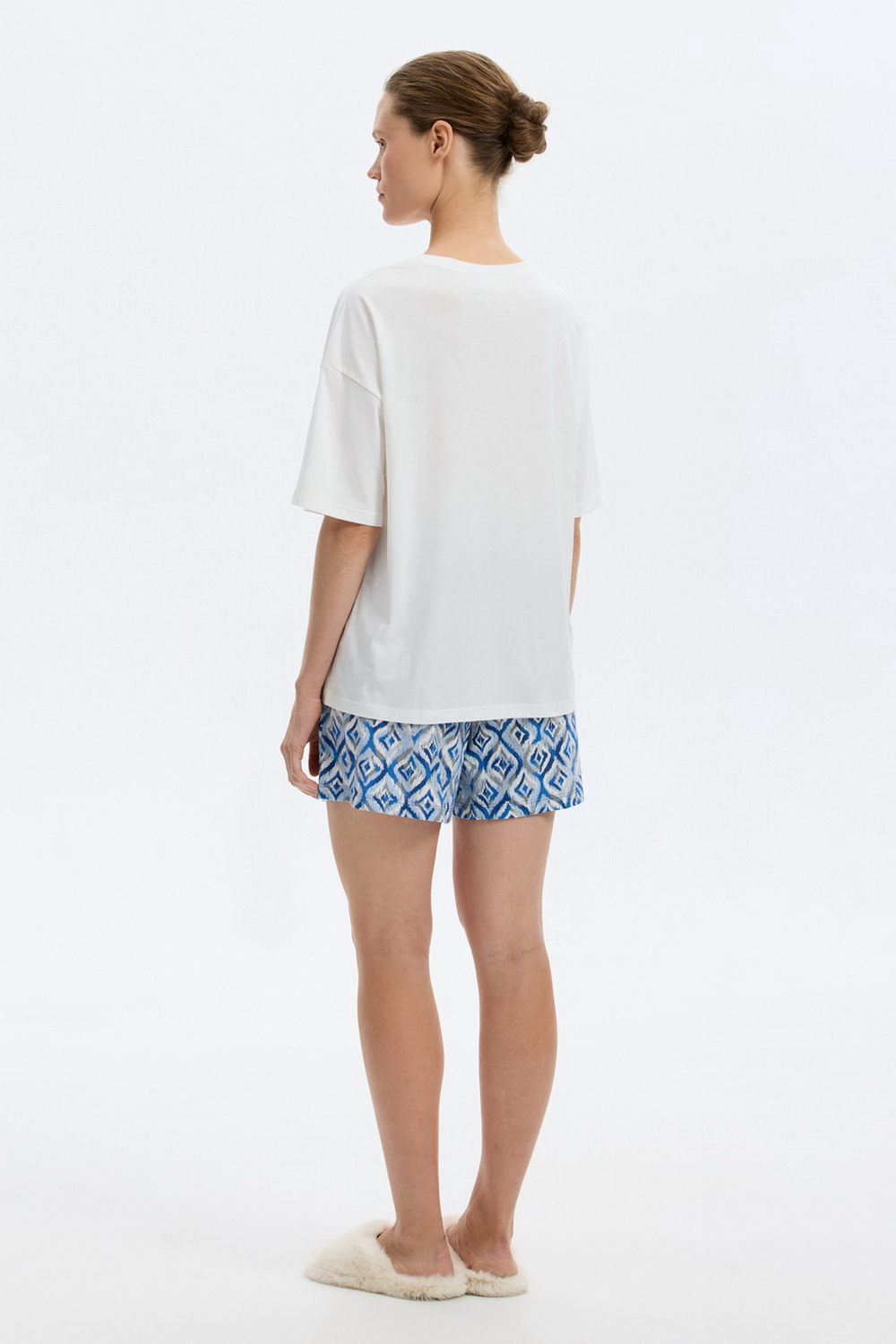 картинка Комплект футболка и шорты из хлопка с модалом от магазина Одежда+