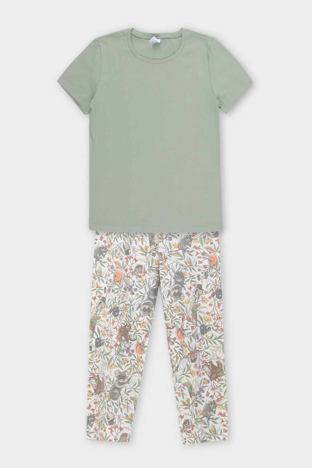 картинка Комплект с футболкой и брюками из натурального хлопка от магазина Одежда+