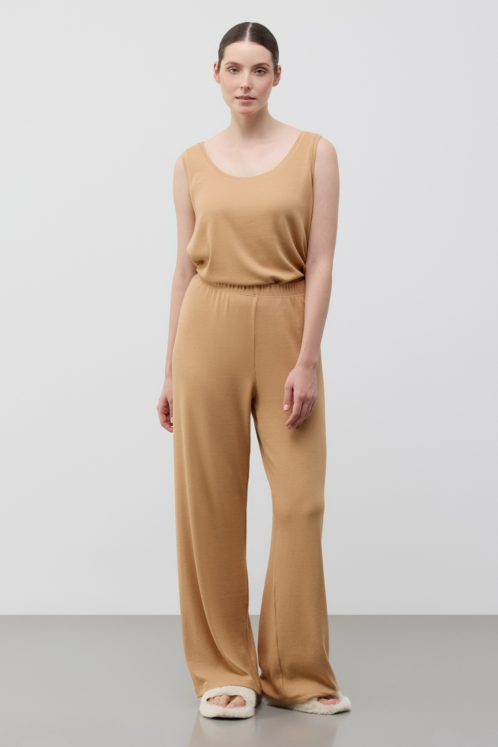 картинка Комплект топ и брюки в рубчик от магазина Одежда+