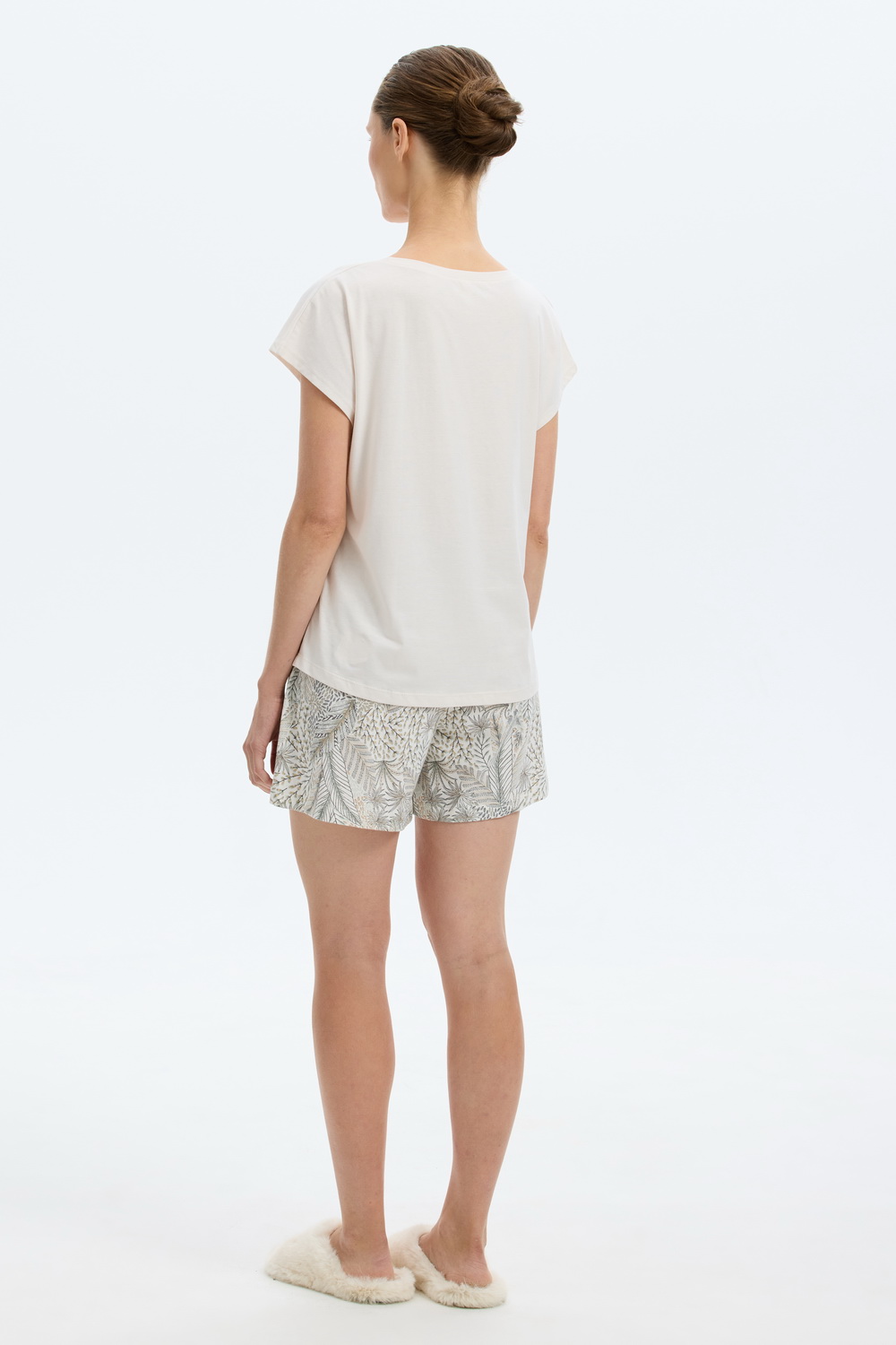 картинка Комплект футболка и шорты из 100% хлопка от магазина Одежда+