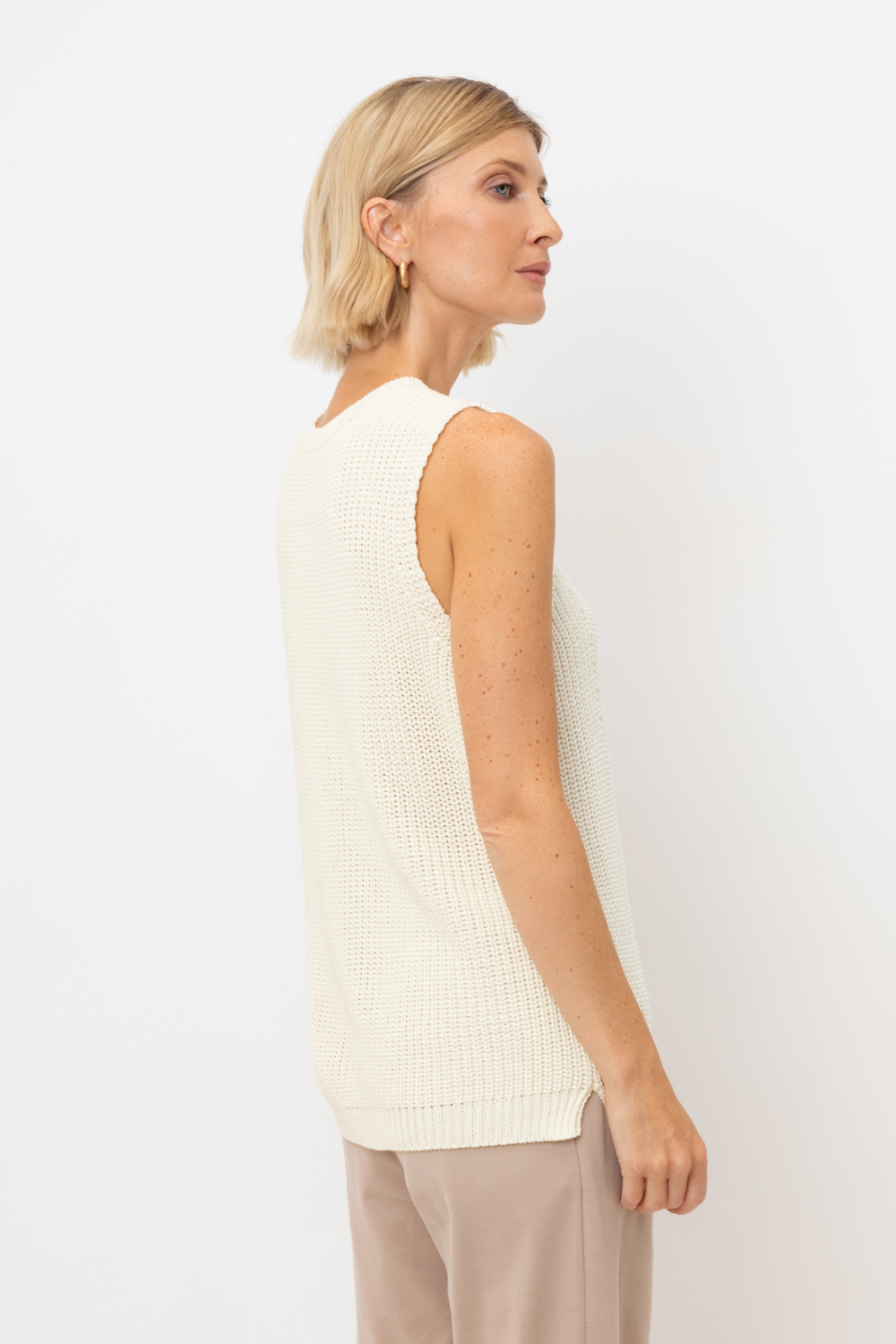 картинка Ажурный топ из итальянской пряжи от магазина Одежда+