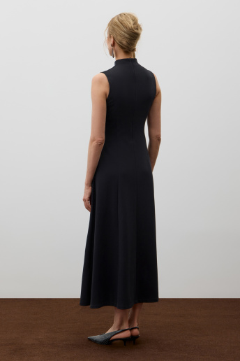 картинка Сарафан облегающего силуэта от магазина Одежда+