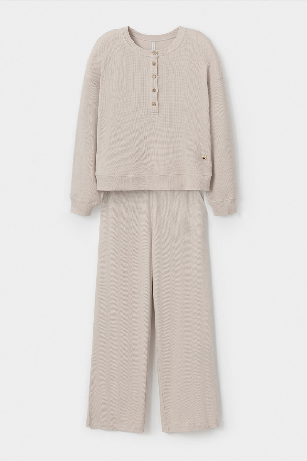 картинка Комлпект джемпер и брюки из объемного трикотажа от магазина Одежда+