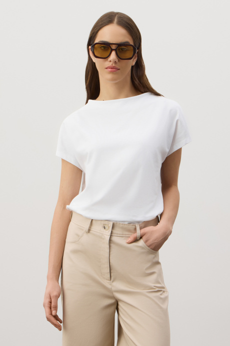 картинка Футболка с высоким воротником от магазина Одежда+