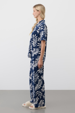 картинка Комплект рубашка и брюки из 100% хлопка от магазина Одежда+