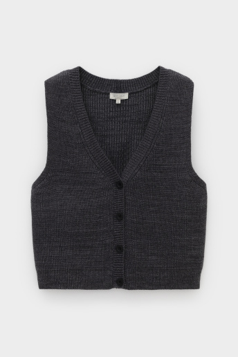 картинка Жилет от магазина Одежда+