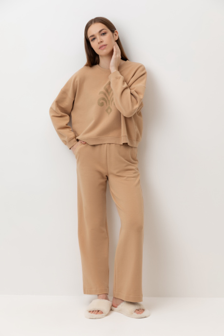 картинка Комплект толстовка и брюки из футера от магазина Одежда+