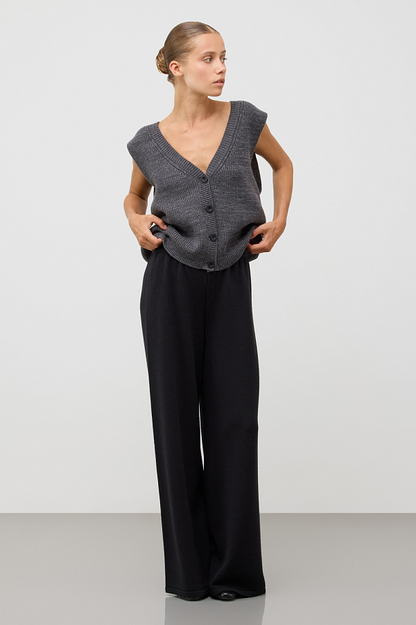 картинка Жилет от магазина Одежда+