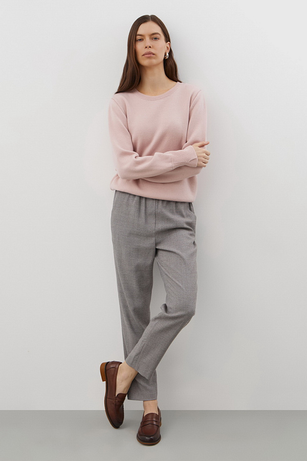 картинка брюки светло-серый от магазина Одежда+