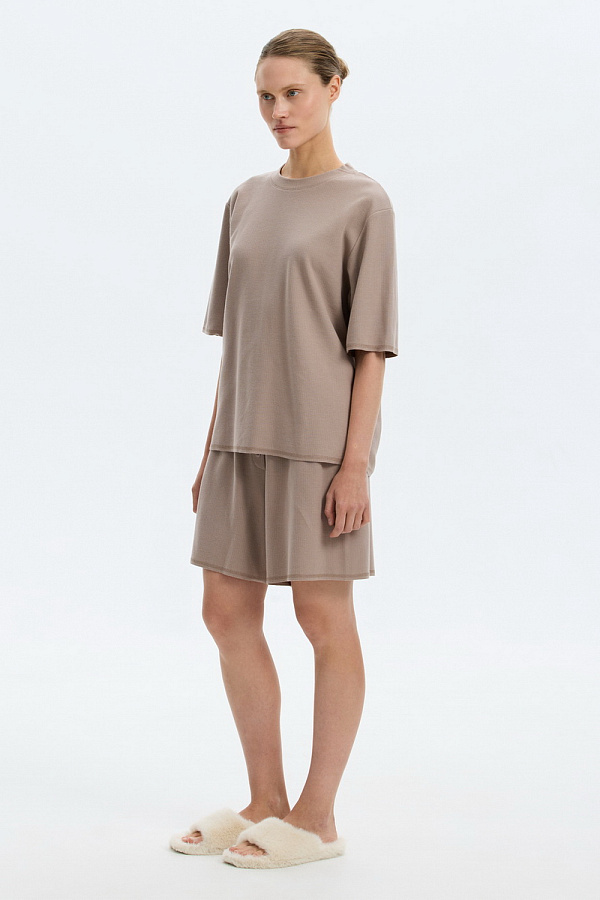 картинка Комплект футболка и шорты из вафельного хлопка от магазина Одежда+