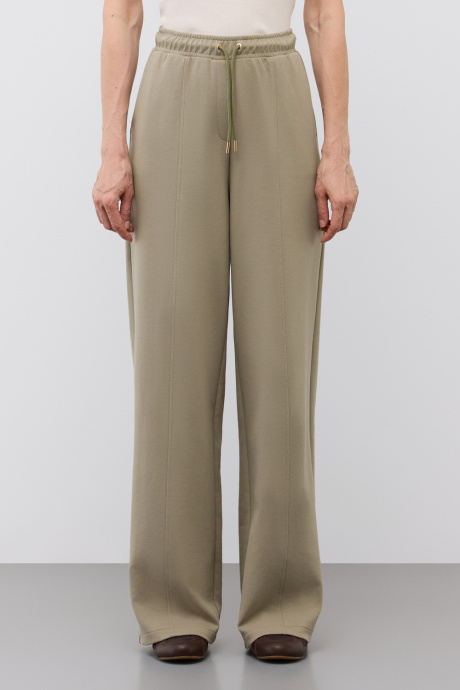 картинка брюки темно-оливковый от магазина Одежда+