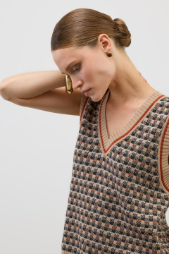 картинка Жилет от магазина Одежда+