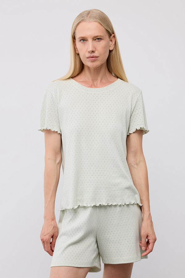 картинка Комплект футболка и шорты из ажурного хлопка от магазина Одежда+