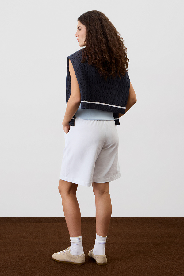 картинка Шорты со стрелками от магазина Одежда+