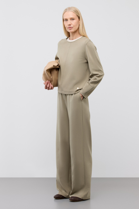 картинка брюки темно-оливковый от магазина Одежда+