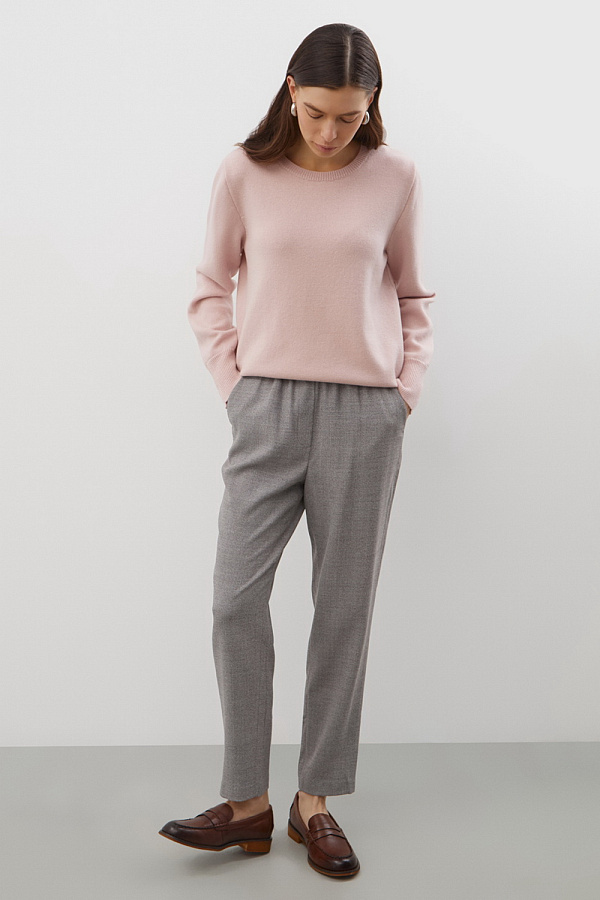 картинка брюки светло-серый от магазина Одежда+