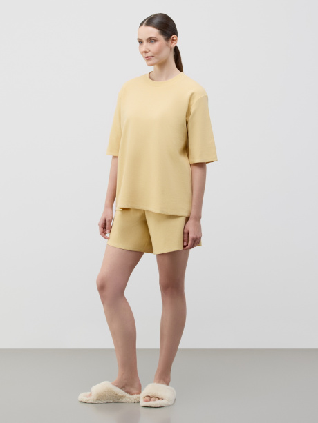 картинка Комплект футболка и шорты из вафельного хлопка от магазина Одежда+